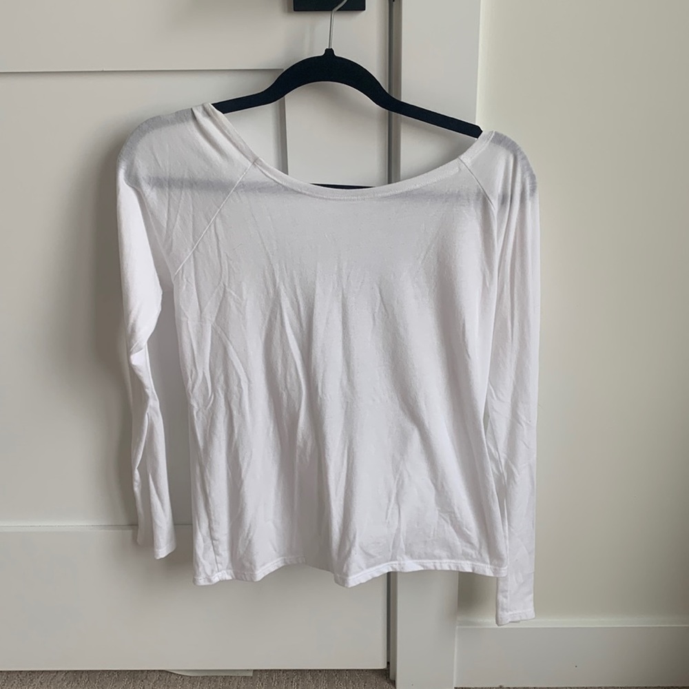 Crossback athletic shirt